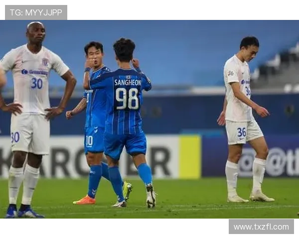 上海足球队创造新纪录速度排名飙升引发关注与期待 上海足球队创造新纪录速度排名飙升引发关注与期待