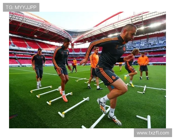 上海足球队耐力表现创新高引发广泛关注与讨论