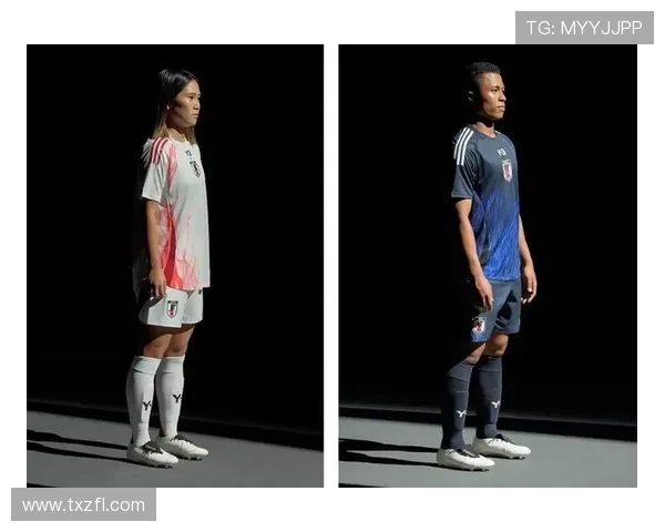 足球明星在社交媒体上分享的广告视频引发热议,展现运动与时尚的完美结合 足球明星在社交媒体上分享的广告视频引发热议,展现运动与时尚的完美结合